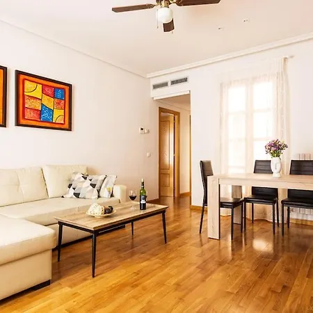Appartement Tres Dormitorios, 2 Banos Pza Espana Con Garage *